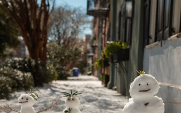 Charleston's First Snow in Seven Years: Rare Winter Storm Blankets the City with 4 Inches of Snow