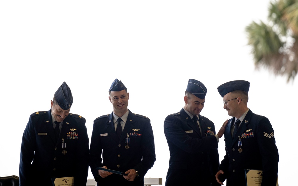 MacDill AFB recognizes four aircrew during Distinguished Flying Cross ceremony