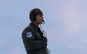 U.S. Marines with VMGR-252 participate in cold-weather training alongside the Royal Canadian Air Force