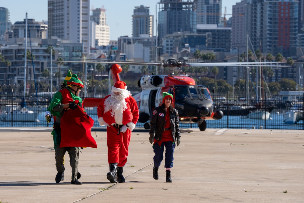 U.S. Coast Guard Sector San Diego hosts Santa Fly Over event