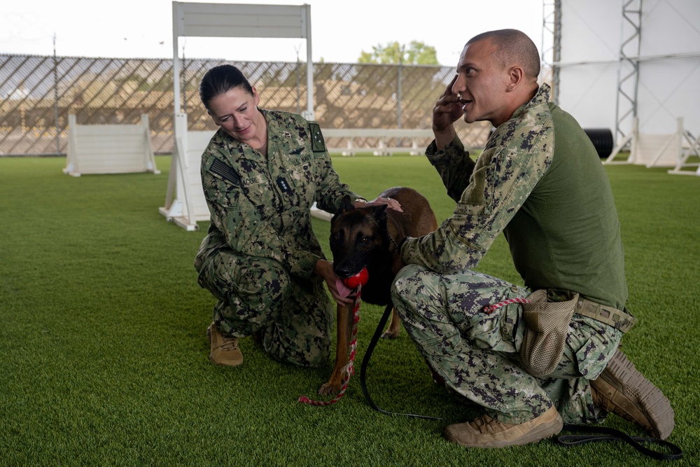 Chief of Navy Reserve Visits Camp Lemonnier