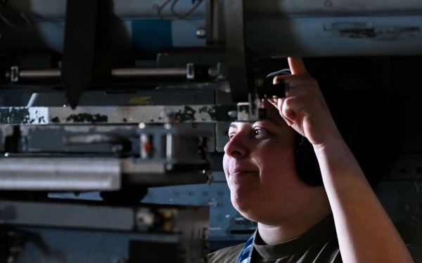 Precision under pressure: 55th and 79th FGS weapons technicians compete at the 20th Fighter Wing Annual Load Crew Competition