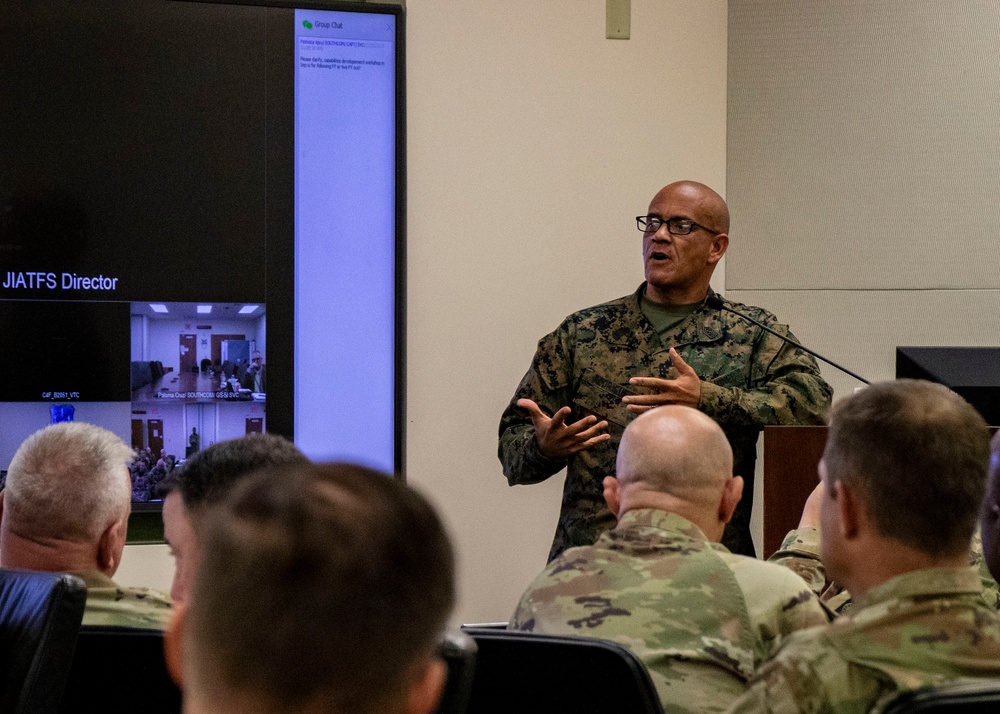 National Guard, SOUTHCOM Leaders Discuss Partnerships in Latin America, Caribbean