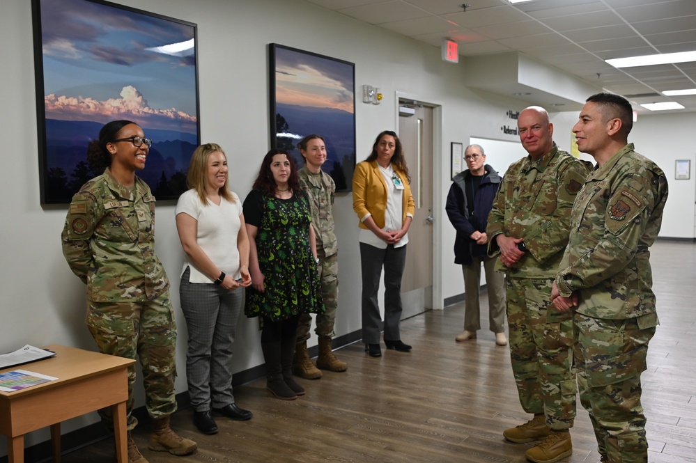 Maj. Gen. Harell Visits the 377th Medical Group