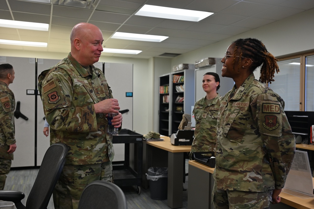 Maj. Gen. Harrell Visits the 377th Medical Group