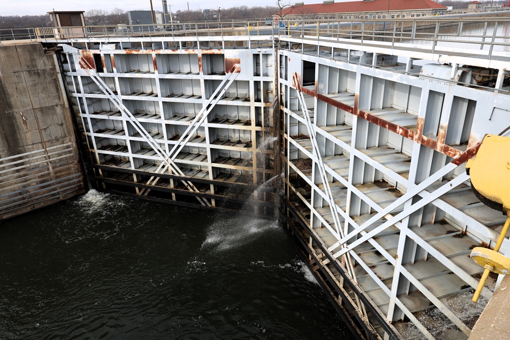 Lockport Lock prepares for construction