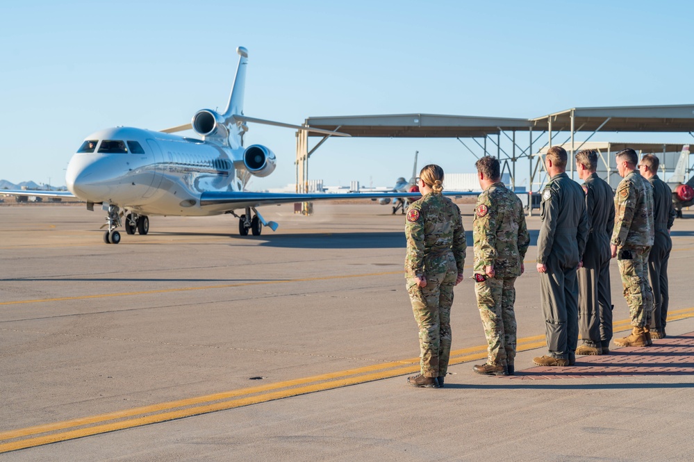 Belgian Air and Space commander visits Luke AFB