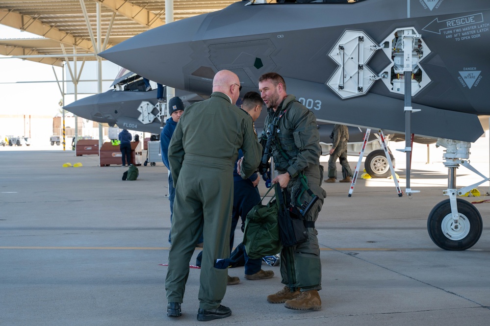 Belgian Air and Space commander visits Luke AFB