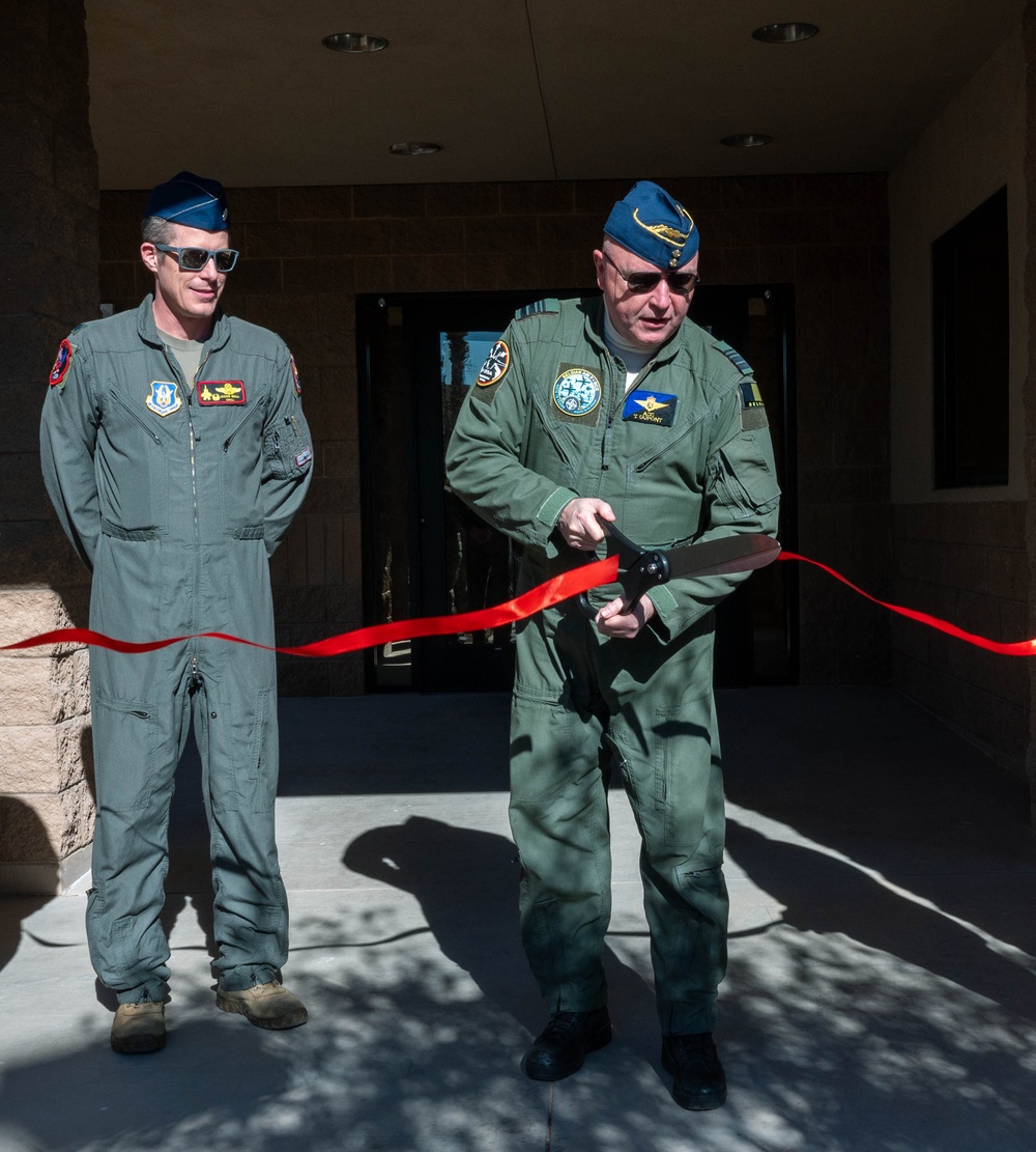 Belgian Air and Space commander visits Luke AFB