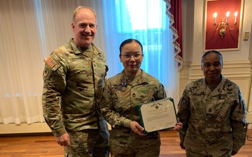 Six Soldiers awarded during Community Leaders Information Forum