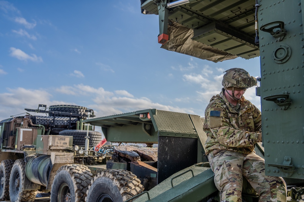 5-7 ADA hosts German Minister of Defense in Poland