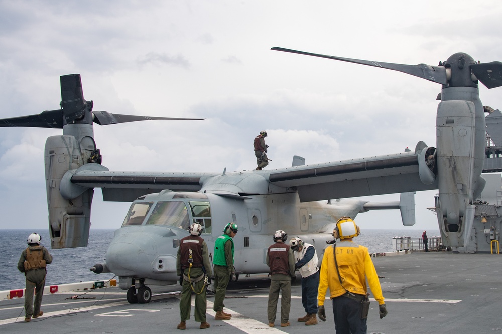 Flight Operations aboard USS America (LHA 6)