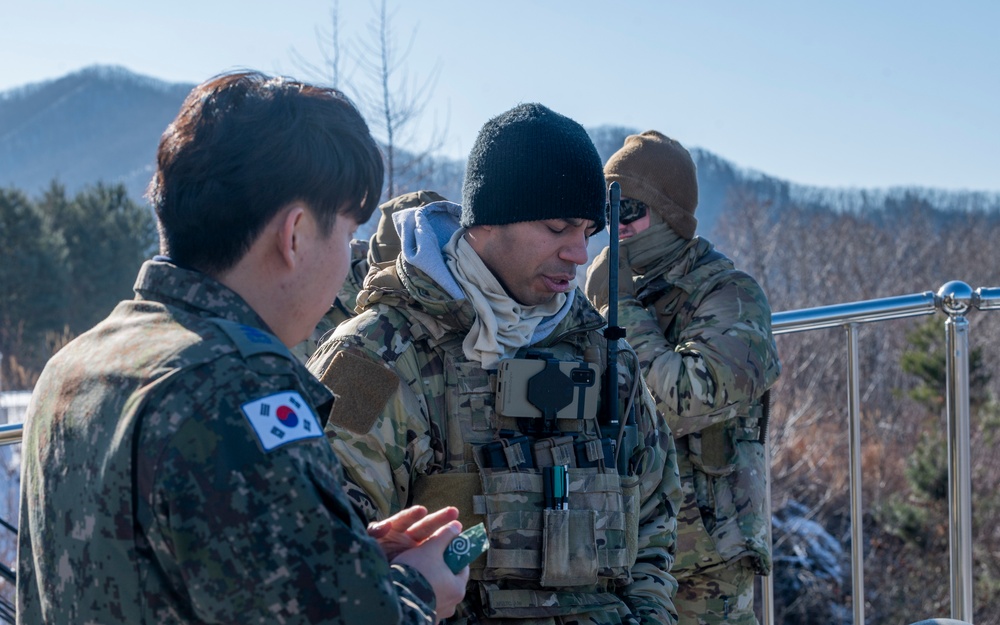 Stronger Together: U.S. and ROKAF conduct bilateral training