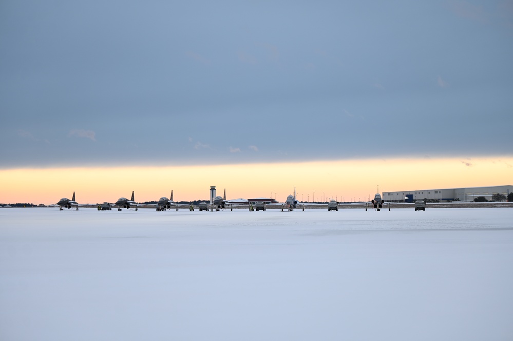 Flying units' aircraft after snowfall at the Air Dominance Center