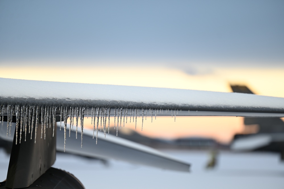 Flying units' aircraft after snowfall at the Air Dominance Center