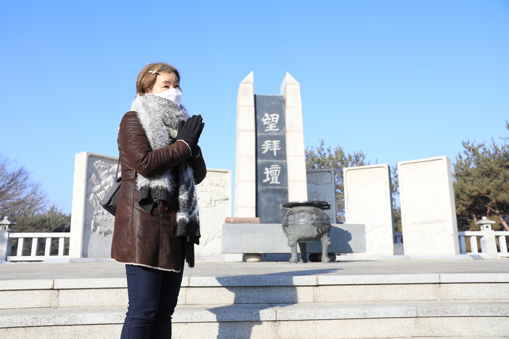 Camp Casey Community Relations host tour through the DMZ