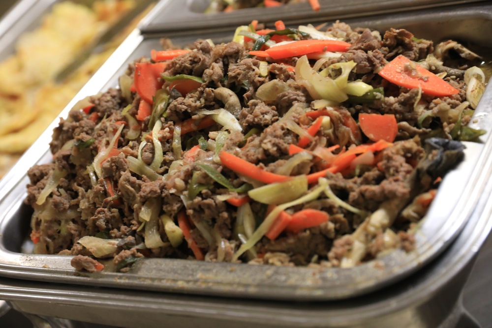 Volunteers prepare heartwarming meal for the Lunar New Year