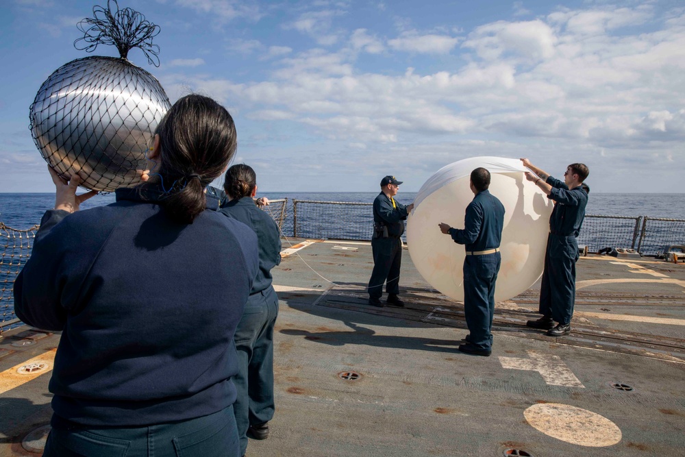 USS Howard Conducts Radar Tracking Exercise