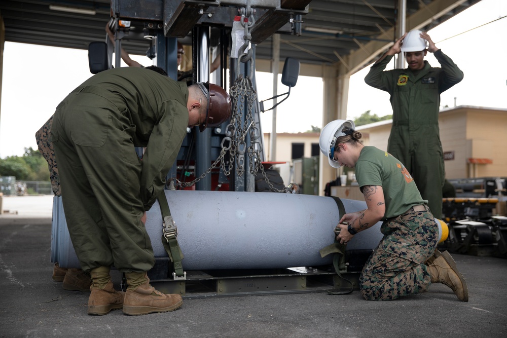 Ordnance Marines assemble bombs in Guam