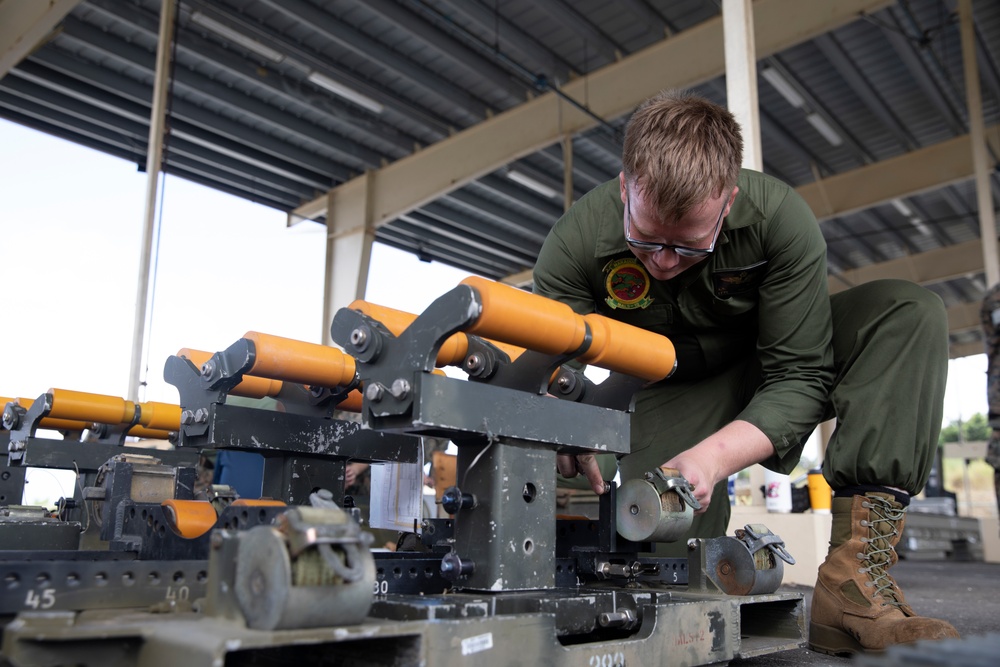 Ordnance Marines assemble bombs in Guam