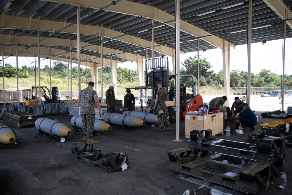 Ordnance Marines assemble bombs in Guam