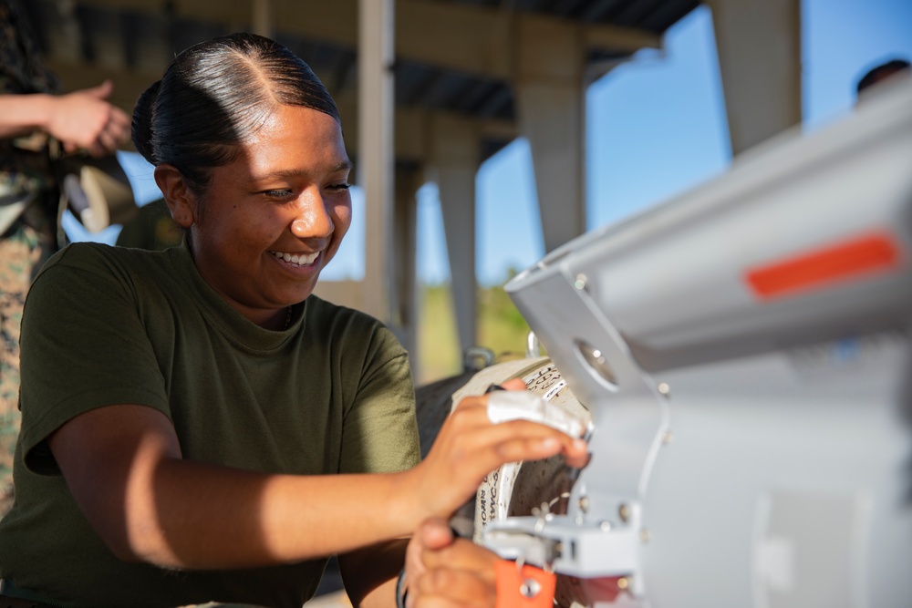 Ordnance Marines assemble bombs in Guam