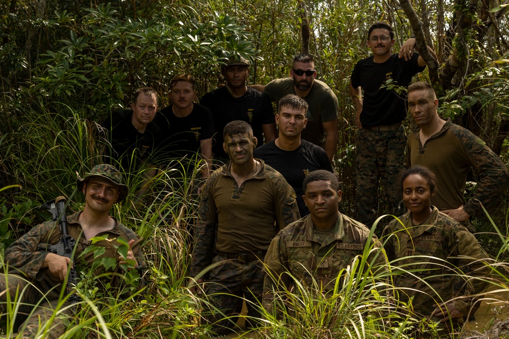 Jungle Warfare Training Center Hosts Jungle Religious Ministry Course