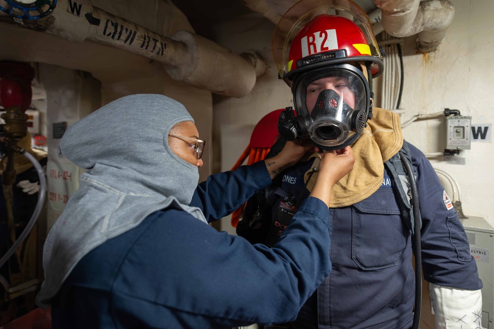 USS Blue Ridge Conducts General Quarters Drill