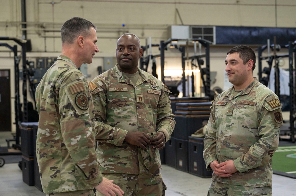 Chief of Chaplains visits RAF Mildenhall