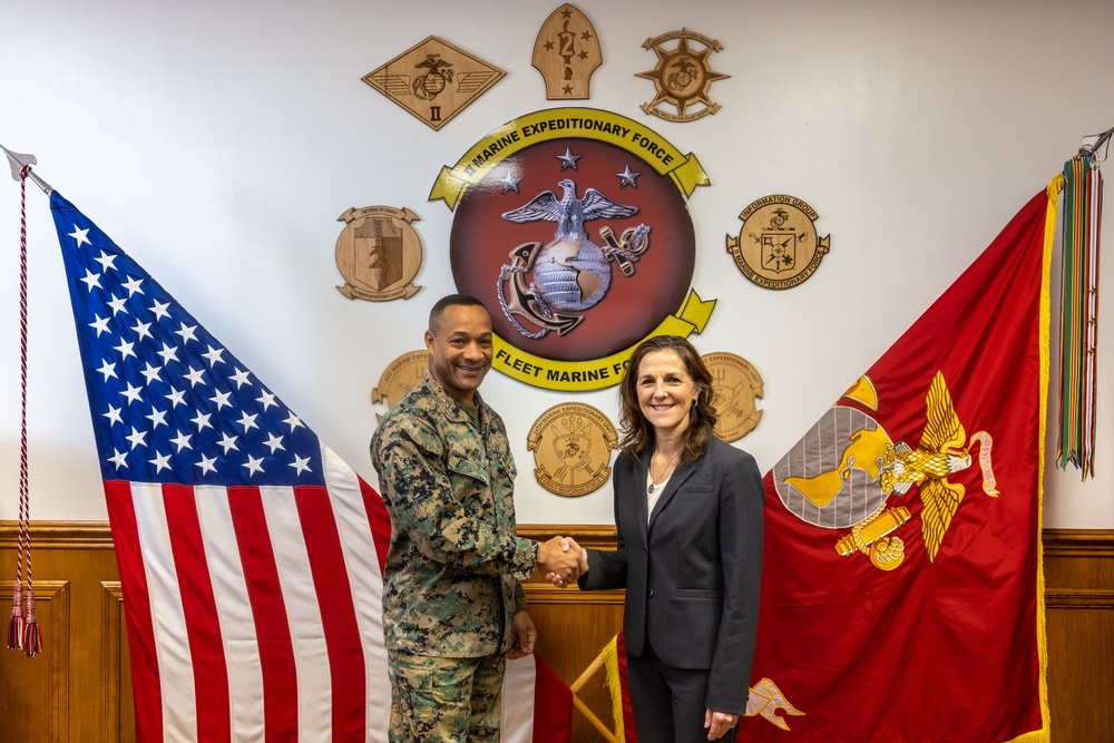 April Langwell Visits II MEF Commanding General