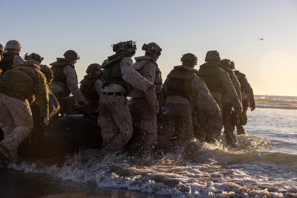 V17 Marines conduct Boat Raid Course with EOTG