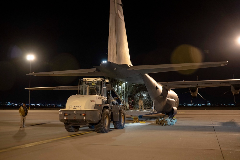 41st EN Co. arrive at Biggs Army Airfield