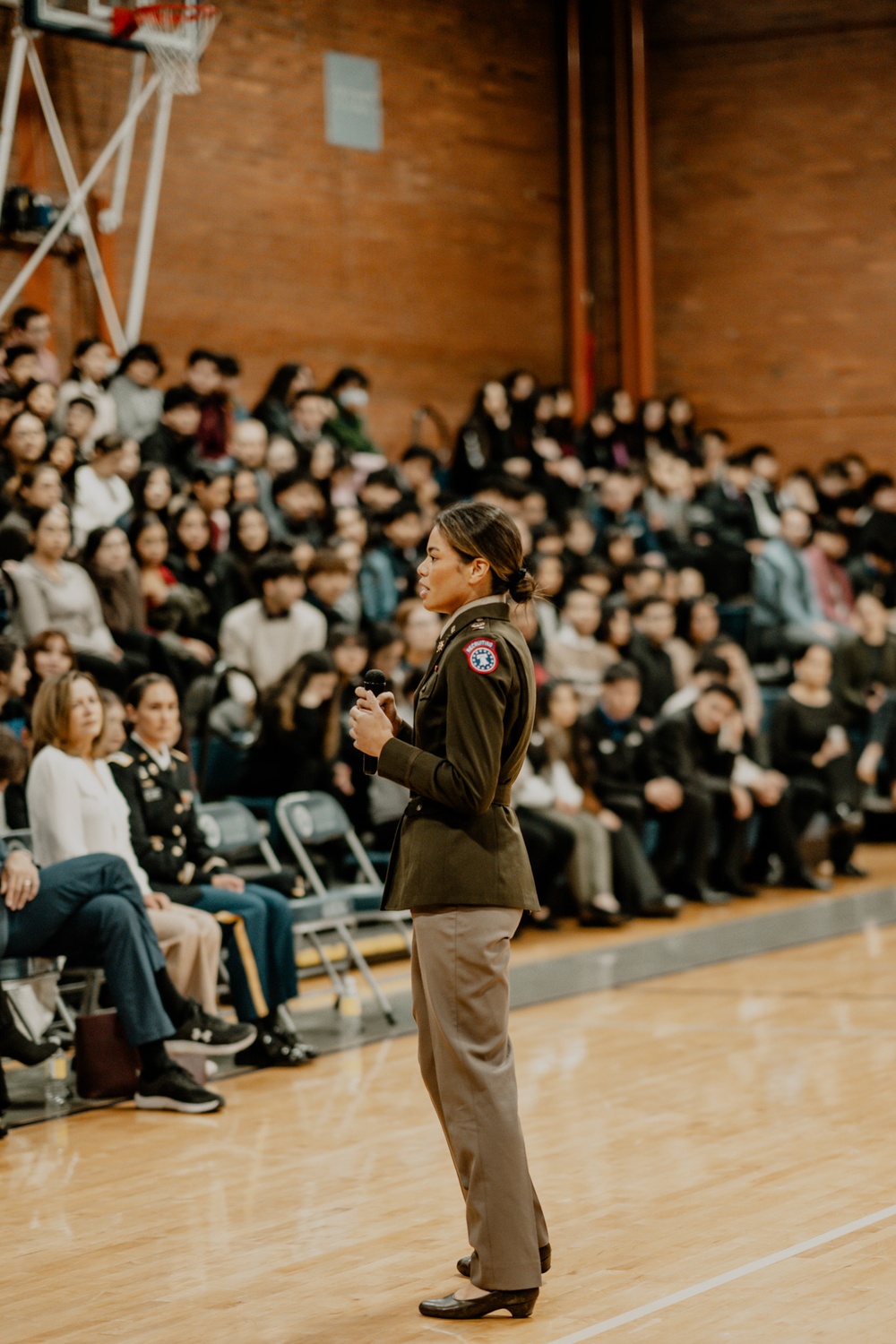 U.S. Army 1st Lt. Alma Cooper, 2024 Miss USA, Engages Communities During Four-Day Denver Recruiting Battalion Outreach Campaign