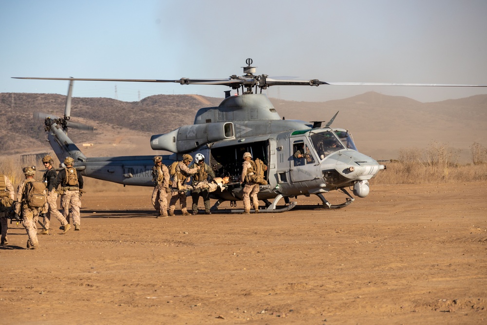 V17, 1st Intel Marines participate in boat raid course with EOTG