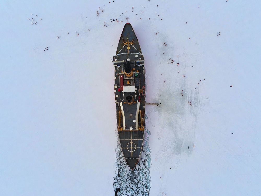 USCGC Polar Star (WAGB 10) holds ice liberty in McMurdo Sound during Operation Deep Freeze