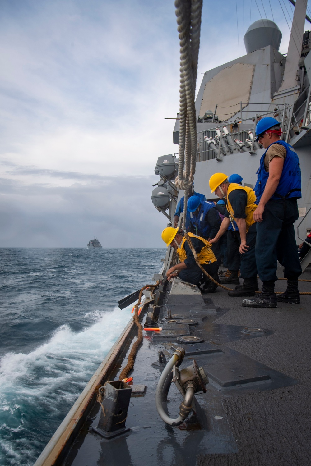 USS Sterett conducts routine operations as part of the Carl Vinson Carrier Strike Group