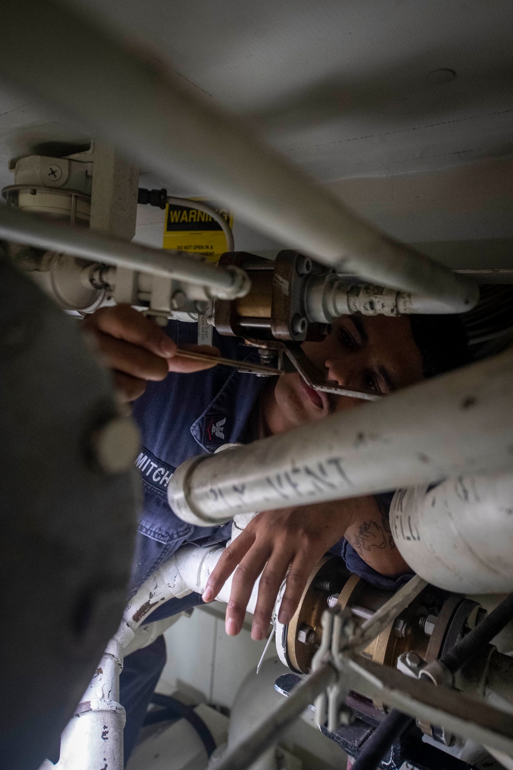 USS Sterett conducts routine operations as part of the Carl Vinson Carrier Strike Group