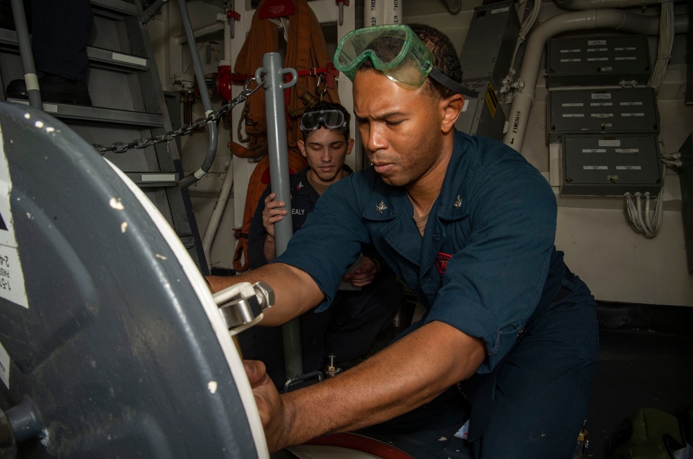 USS Sterett conducts routine operations as part of the Carl Vinson Carrier Strike Group