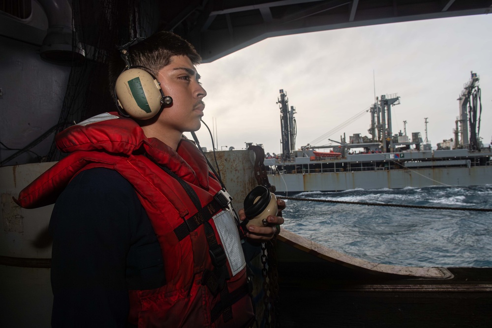 USS Carl Vinson (CVN 70) Conducts Routine Operations in the South China Sea