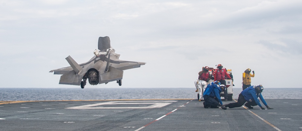 Flight Operations aboard USS America (LHA 6)