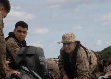 CLB-4 Conducts Small Boat Sustainment Training