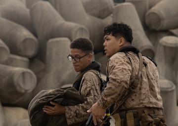 CLB-4 Conducts Small Boat Sustainment Training