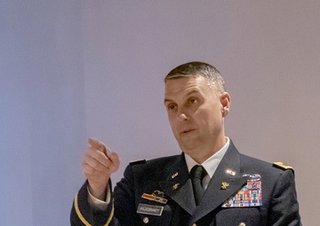 ILNG Senior State Property Book Officer Retires After 27-Year Career