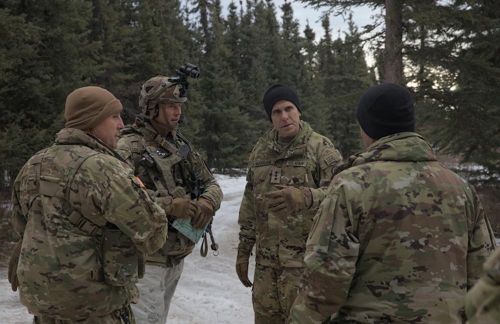 I Corps Commander Visits with Soldiers and Leaders during Joint Pacific Multinational Readiness Center 25-02