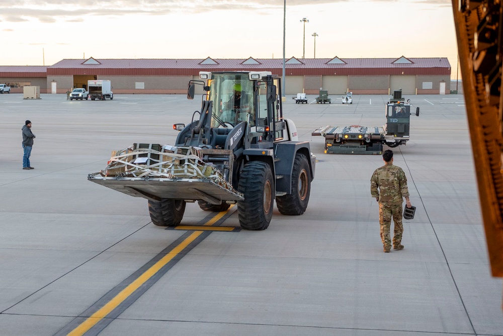 62nd AW Transports Military Police to Fort Bliss in support of CBP's Southern Border Mission