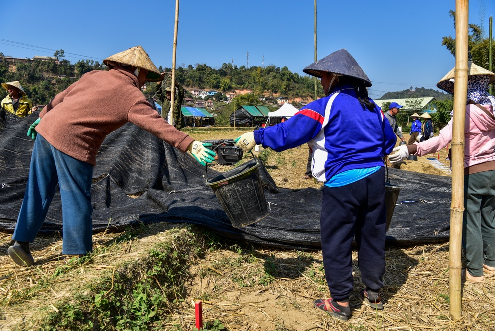 DPAA and Lao Personnel Move Screening Station in Laos