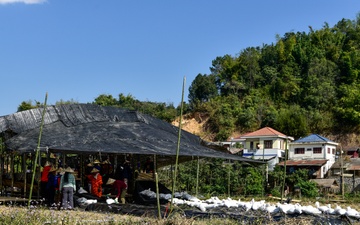 DPAA and Lao Personnel Move Screening Station in Laos