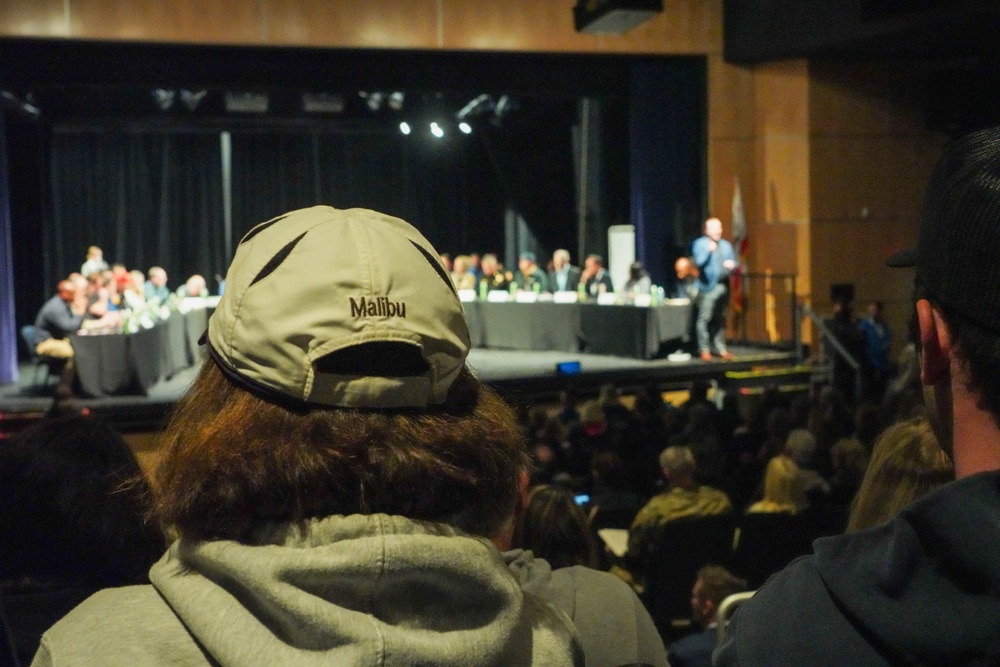 Malibu Residents Assemble at Townhall