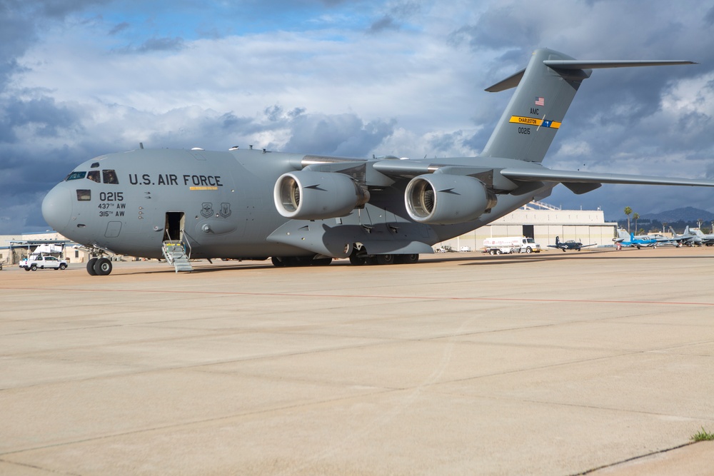 Joint Task Force North Soldiers, Cargo arrive at MCAS Miramar