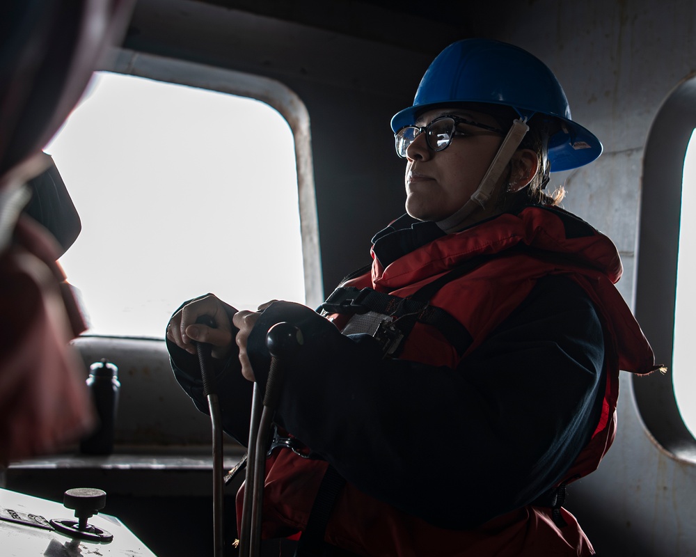 Nimitz Conducts Small Boat Operations